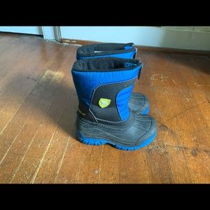 Toddler snow boots